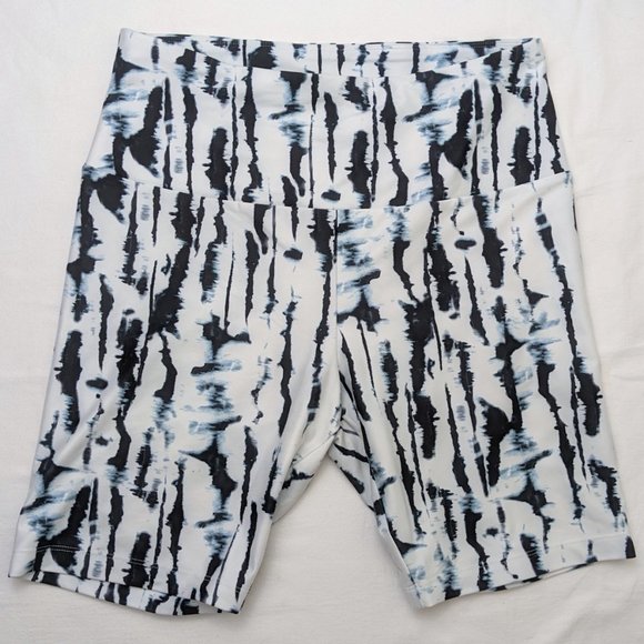 3 for $20 MPG Marble Tie Dye Biker Shorts Sz L - Picture 1 of 4
